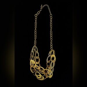 Elegant Gold Chain Necklace